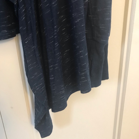 Articles of Society Stitchfix Mullins Drape Front Navy Blue Cardigan Size Small - Picture 8 of 9